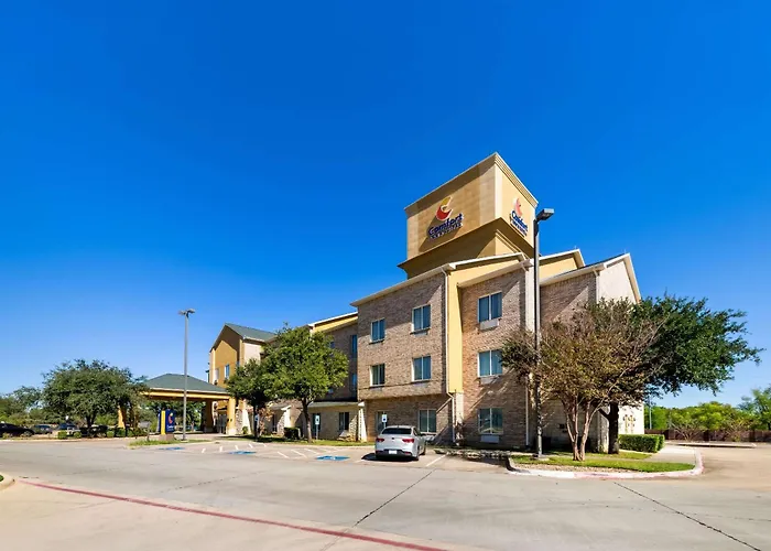 Comfort Inn & Suites Near Lake Lewisville