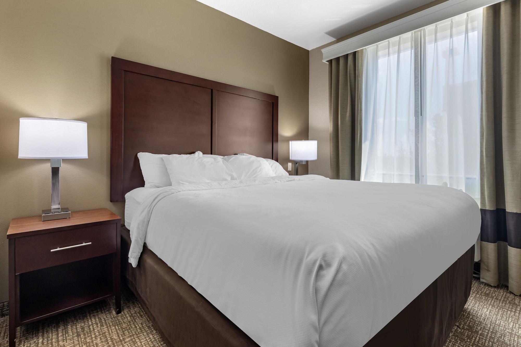 Comfort & Near Lake Lewisville Corinth