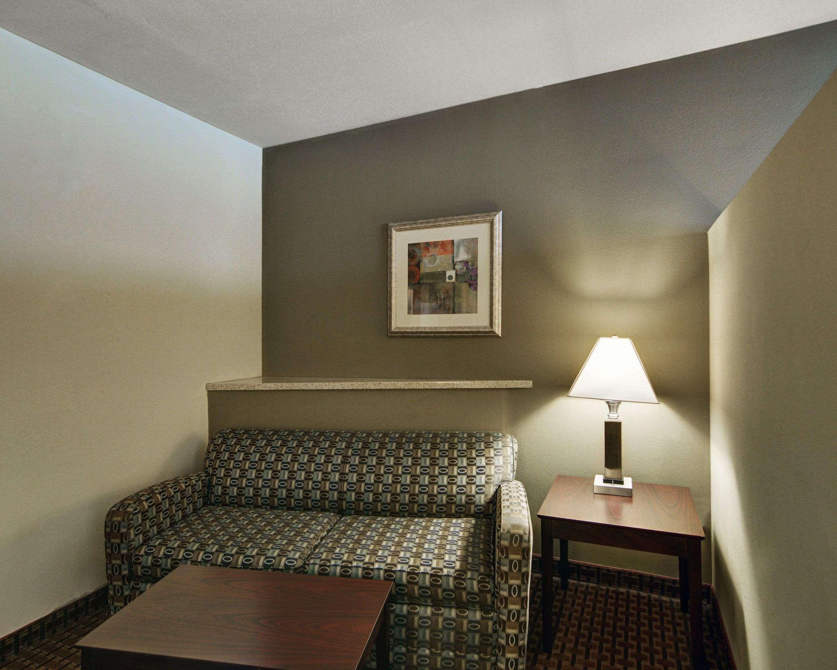 Comfort & Near Lake Lewisville Hotel 3*